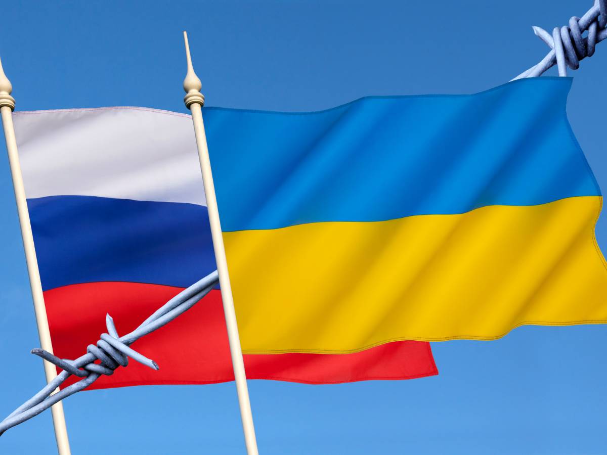 Ukraine Doesn’t Need a Perfect Peace. It Needs This One.
